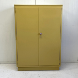 J`50 kinderkamer kledingkast