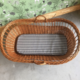 Rotan wieg