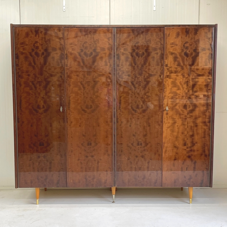 4 Deurs j`60 gloss kledingkast