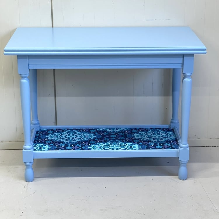 Restyle sidetable blauw