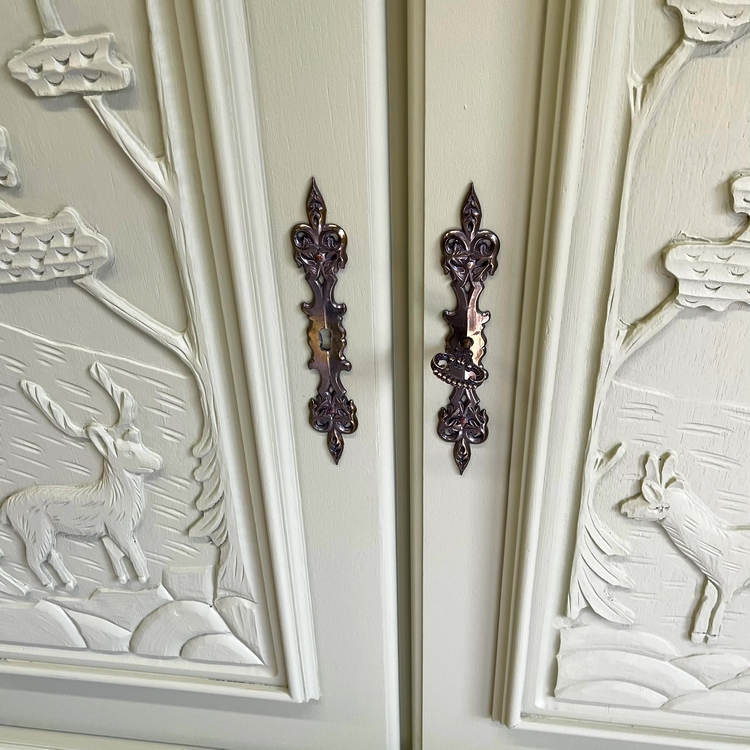 Restyle olijf jachtkast hertjes