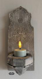 Oud houten wand kandelaar