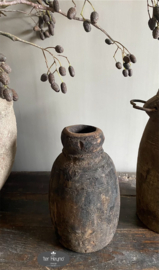 Oude houten pot kruik Aura Peeperkorn (linker)