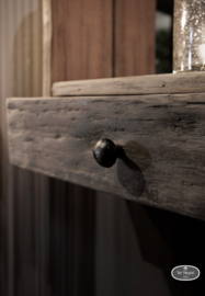 Oud houten spiegel met lade