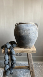 Oud houten krukje