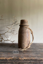 Oud houten pot kruik