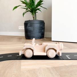 Houten jeep