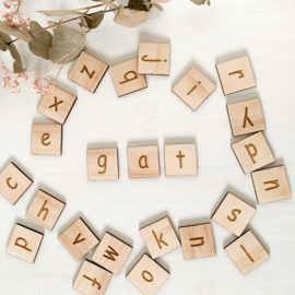 Houten alfabet letters