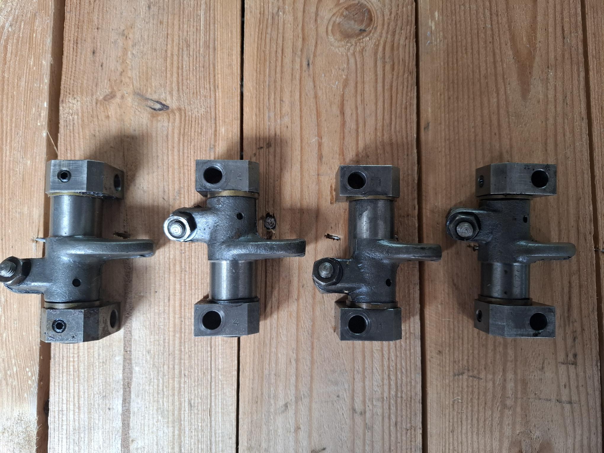 set van vier Tuimelaars Ural M-62, M-63, M-66, M-67 GEBRUIKT