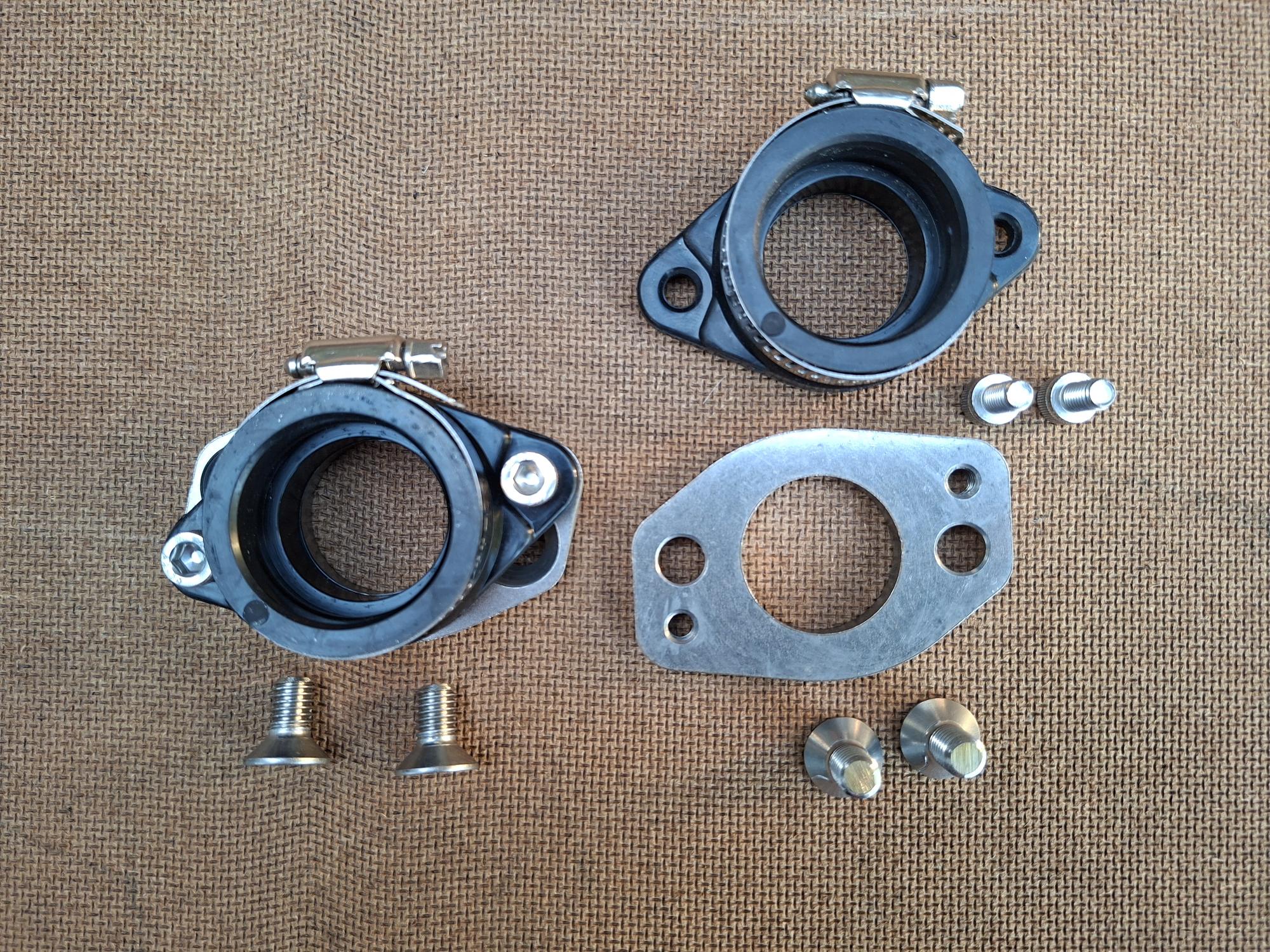 Montage plaatjes met rubbers voor het monteren van carburateurs