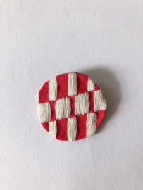 BROOCH