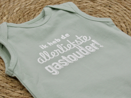 Romper met tekst "allerliefste gastouder"