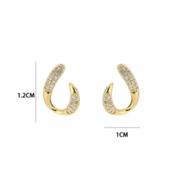 Earrings statement gold