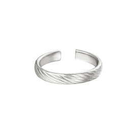 Ring Twisted Pattern