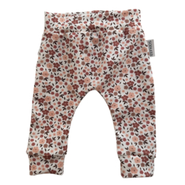 Broekje ‘Bloemetjes Marsala Roze’