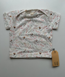 56 shirtje pastelbloemetjes