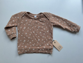 56 shirtje bloemetje lever