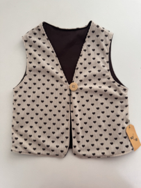 110/116 giletje rib beige donkerbruin hartje