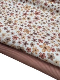 Ribtricot bloemetjes beige aquarel