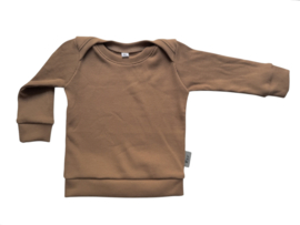 Newbornshirtje ‘Ribtricot Cacao’