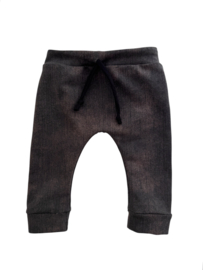 Broekje ‘Jeanslook Zwart/Bruin’