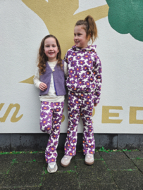 Broekje - paarse bloemen