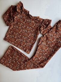 Broekje - bruine bloemetjes