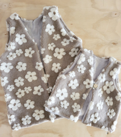 Mom gilet beige bloem