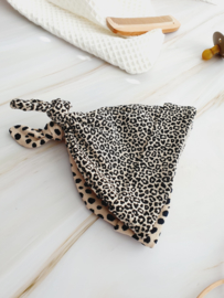 Newborn 2 pack mutsjes - leopard