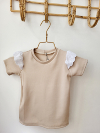 Ruffle top - rib licht beige