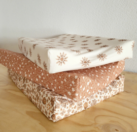 3PACK Aankleedkussenhoezen - brown flowers