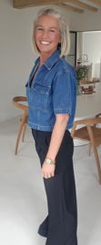 SAM short-sleeved cropped jeans shirt darker blue