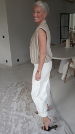 KAAT sleeveless jacket beige