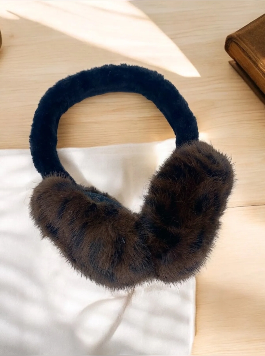 FIONA foldable faux fur earmuffs Leo brown
