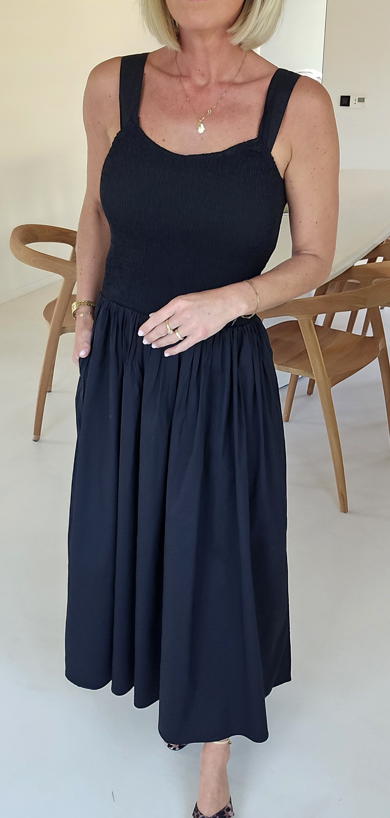 MOENIA maxi dress black