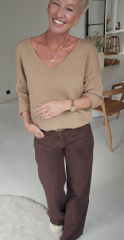 ANITI oversized v-neck knit camel