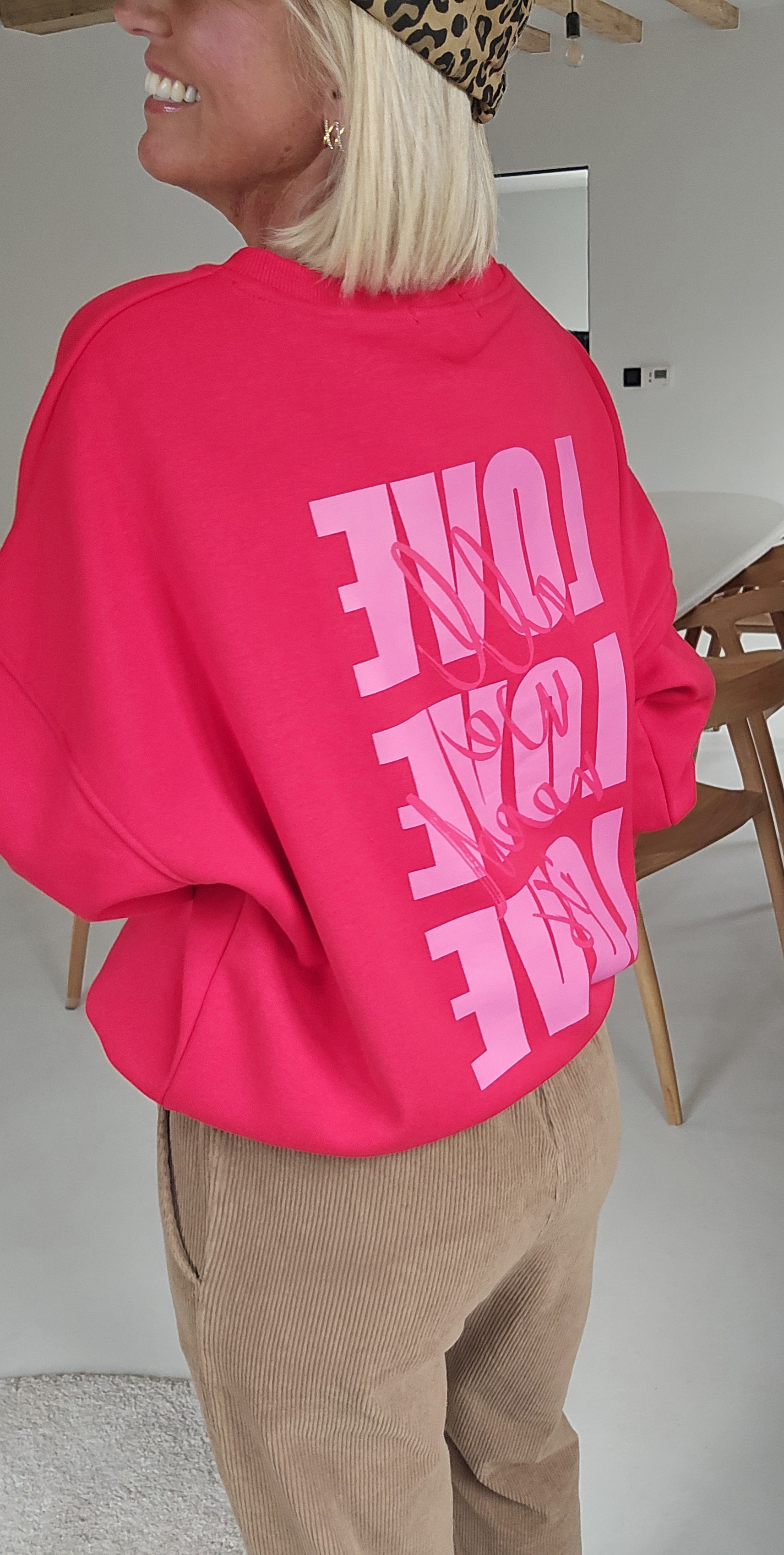 ALL WE NEED IS LOVE sweatshirt red