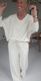 ADELINE v-neck jogger set ecru