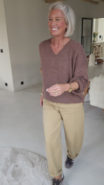 SOFT EMBRACE v-neck knit chocolat