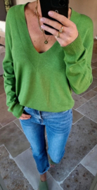YNES soft v-neck knit green
