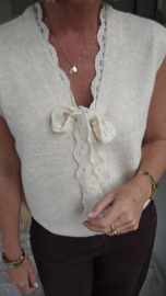 LACE WHISPER sleeveless cardigan beige