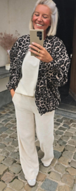LEO oversized bomber beige curvy line
