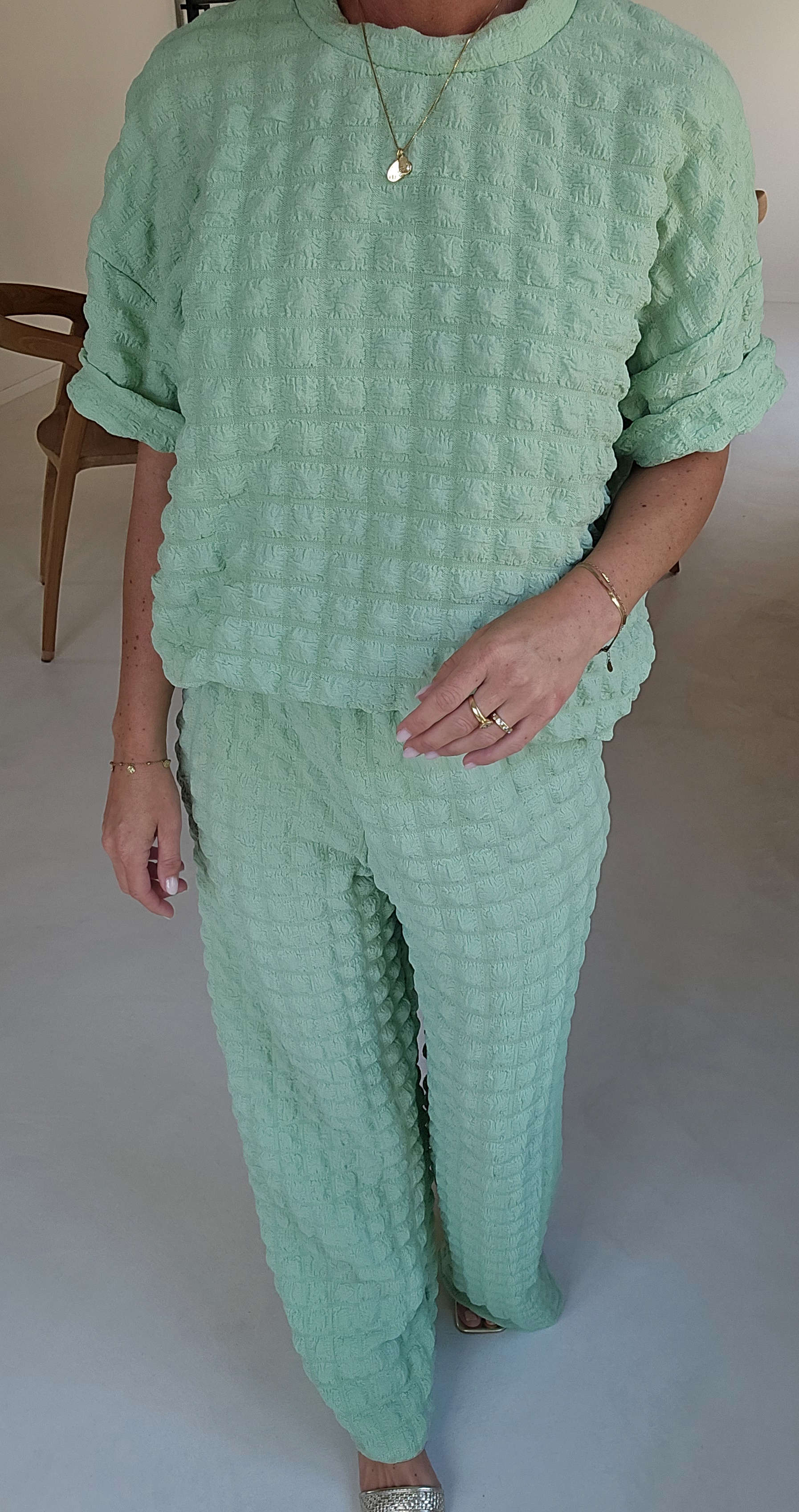BUYorCRY bubble set fresh mint
