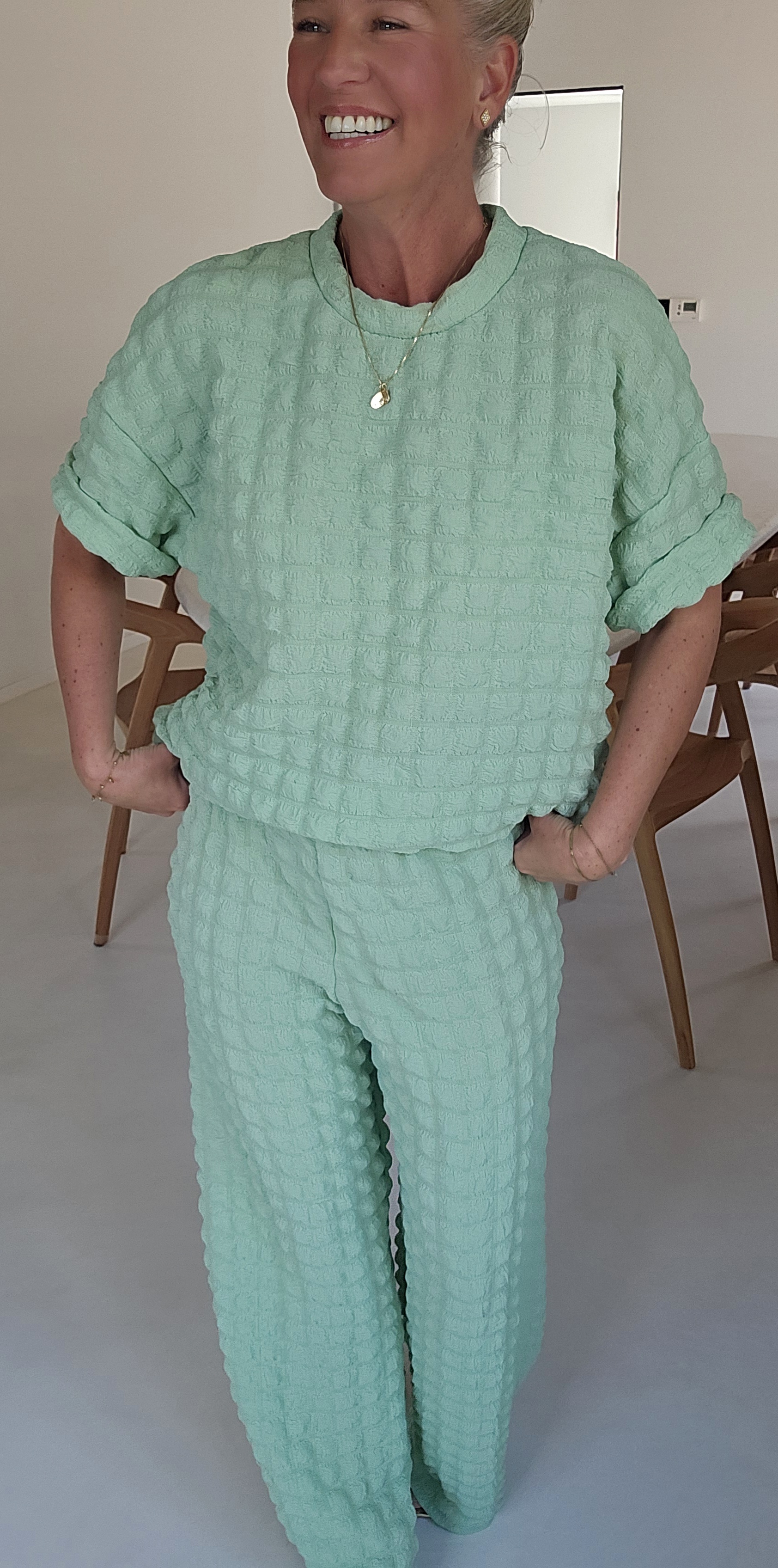BUYorCRY bubble set fresh mint
