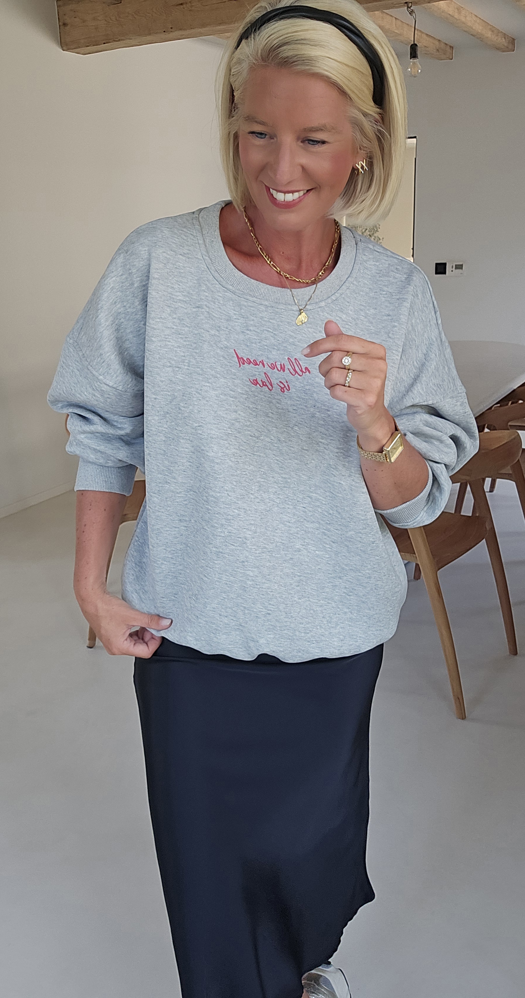 ALL WE NEED IS LOVE sweatshirt grey