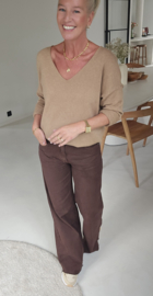 ANITI oversized v-neck knit camel