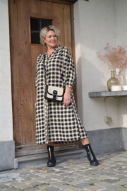 DORI checkered maxi dress black curvy line
