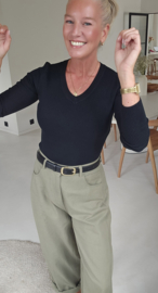 MILIA v-neck basic knit black