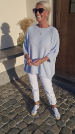 CLOUD soft oversized knit pastel blue