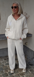 MILA soft corduroy jogger set ecru curvy line